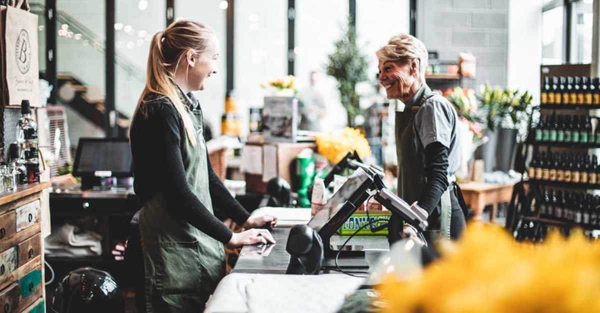 Die bequemen Arbeitsschuhe ohne Schnürsenkel sind gerade im Einzelhandel besonders praktisch, da sie Komfort und Hygiene miteinander verbinden