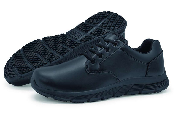 Zapatos del modelo Saloon II, en color negro, de Shoes For Crews